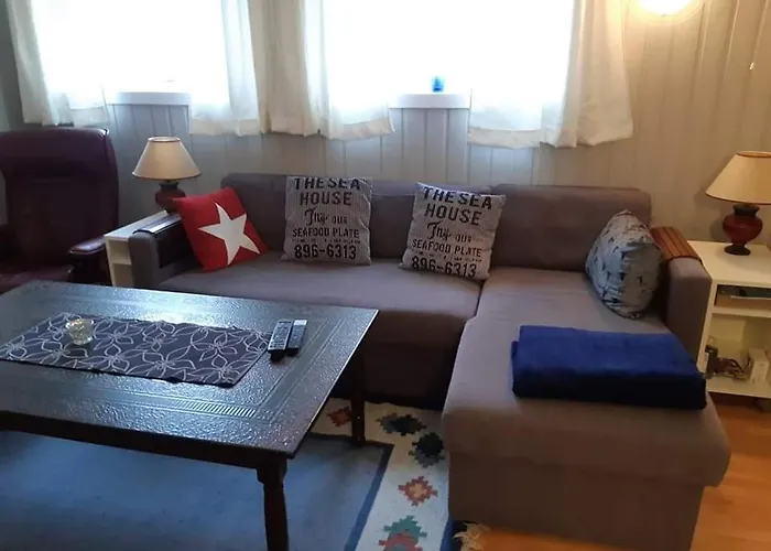 Fjord Side Apartment Jondal